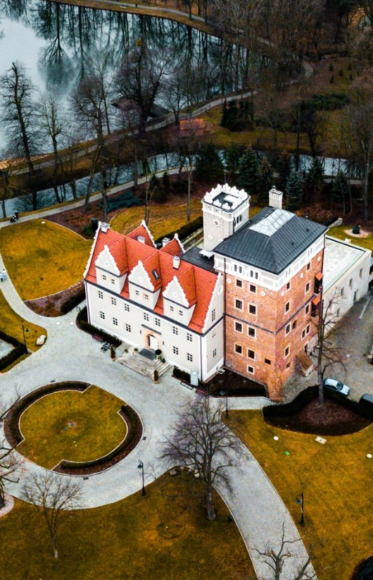 Zamek Topacz z lotu ptaka